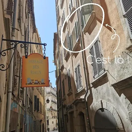 T1 Proche Rue Des Arts, Du Port Et De L'opéra *